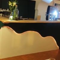 Le bar du restaurant La Rencontre à Montreuil-Bellay